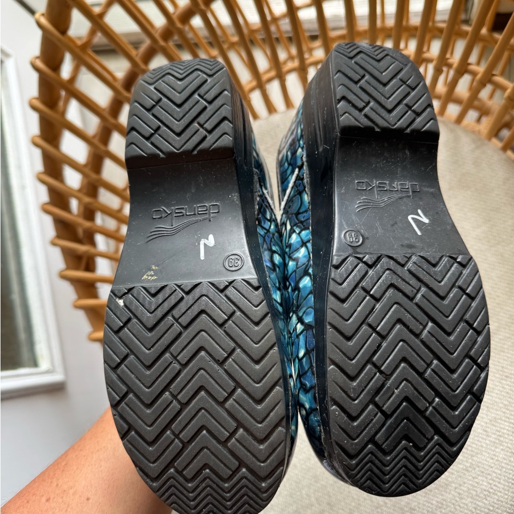 Dansko Clogs - Picture 7 of 10